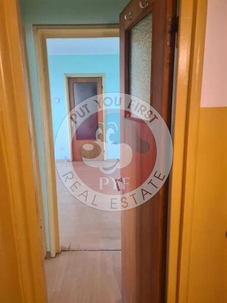 Bd. Basarabia, apartament 2 camere, semidecomandat, 50 mp, B8928.